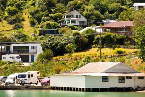 Photo of property in 8b Amelia Crescent, Waikawa, Picton, 7220
