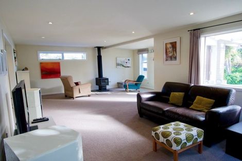 Photo of property in 11 Ruru Road, Otaihanga, Paraparaumu, 5036