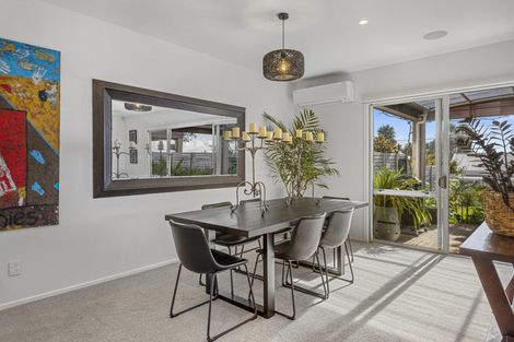 Photo of property in 250c Courtenay Street, Strandon, New Plymouth, 4312