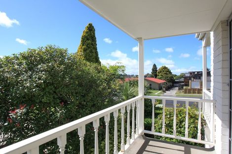 Photo of property in 2 Grassy Downs Place, St Andrews, Hamilton, 3200
