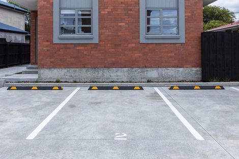 Photo of property in 2/94 Mathesons Road, Phillipstown, Christchurch, 8011