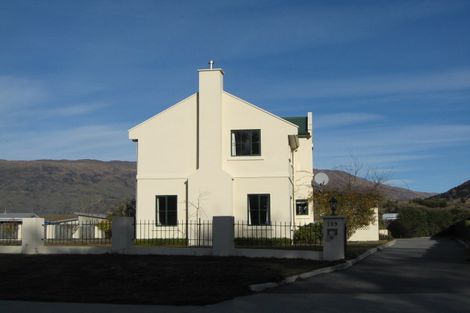 Photo of property in 199 Stone Street, Wanaka, 9305
