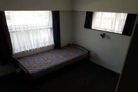 Photo of property in 18 Berkley Avenue, Hillcrest, Hamilton, 3216