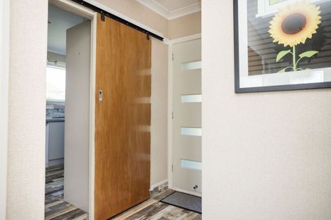 Photo of property in 16b King Street, Dannevirke, 4930