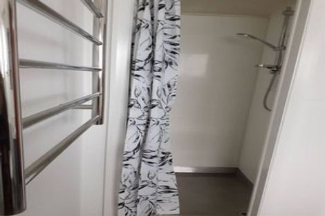 Photo of property in 5/6 Russell Street, Feilding, 4702