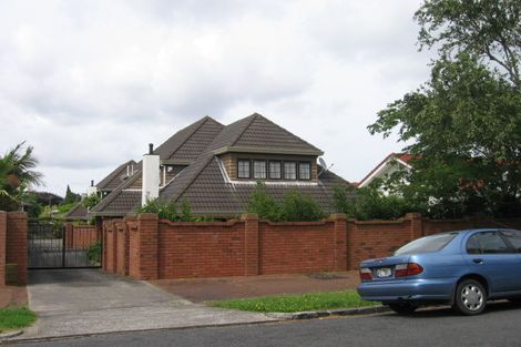 Photo of property in 2/10 Queen Mary Avenue, Epsom, Auckland, 1023