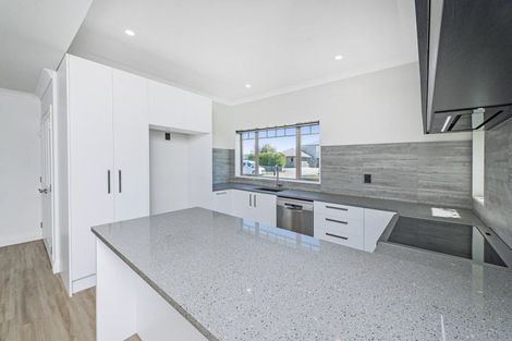 Photo of property in 23 Date Crescent, Aidanfield, Christchurch, 8025