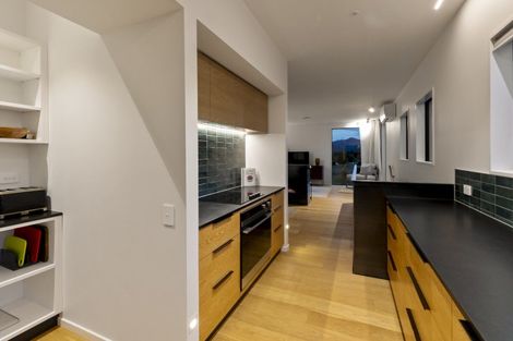 Photo of property in 28 Soudley Court, Jacks Point, Queenstown, 9371