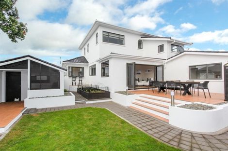 Photo of property in 1 Barriball Street, Fitzroy, New Plymouth, 4312