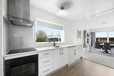 Photo of property in 59 Resthill Crescent, Glenview, Hamilton, 3206