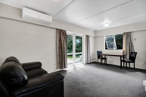 Photo of property in 4 Douglas Street, Hawera, 4610