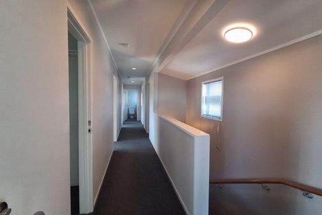 Photo of property in 42a Sunset Road, Unsworth Heights, Auckland, 0632