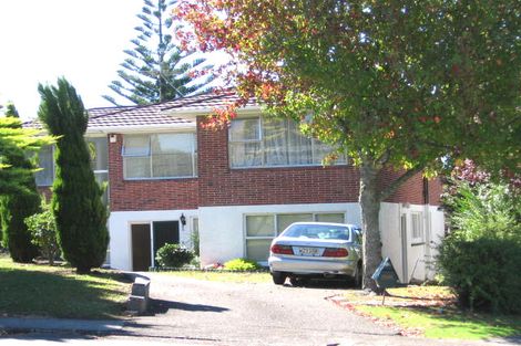 Photo of property in 8 Fowey Avenue, Te Atatu South, Auckland, 0610