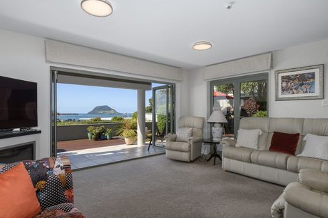 Photo of property in 2/8 Hinewa Road, Otumoetai, Tauranga, 3110