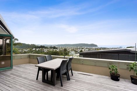 Photo of property in 111 Pacific View Drive, Whangamata, 3620