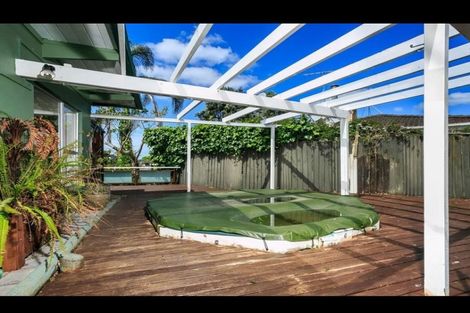 Photo of property in 13 Dunraven Place, Torbay, Auckland, 0630