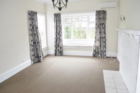 Photo of property in 35 Weka Street, Fendalton, Christchurch, 8041