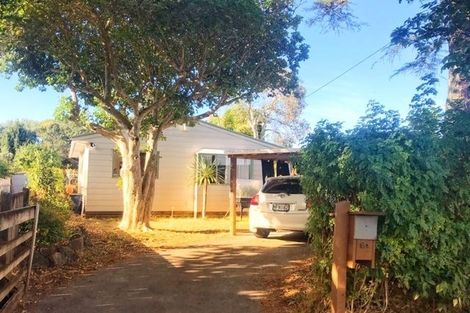 Photo of property in 6a Holman Road, Te Atatu Peninsula, Auckland, 0610