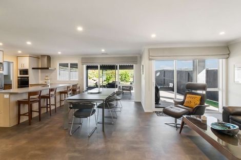 Photo of property in 107 Awataha Crescent, Pyes Pa, Tauranga, 3110