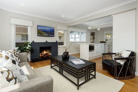 Photo of property in 40 Ngatai Road, Otumoetai, Tauranga, 3110