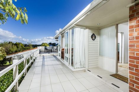 Photo of property in 36 Rewi Street, Torbay, Auckland, 0630