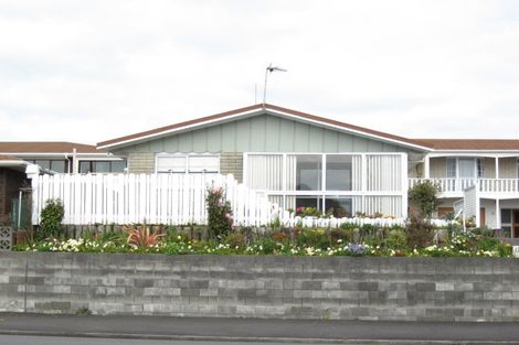 Photo of property in 498 Devon Street East, Strandon, New Plymouth, 4312