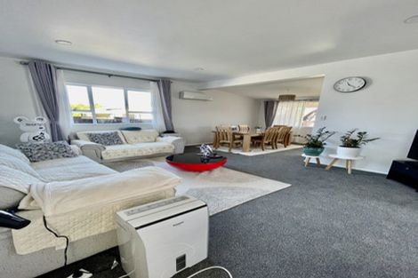 Photo of property in 11 Baldwin Street, Moera, Lower Hutt, 5010