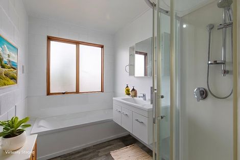 Photo of property in 1a Cobham Crescent, Waipukurau, 4200