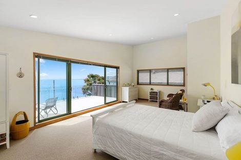 Photo of property in 10 Ocean Parade, Pukerua Bay, 5026