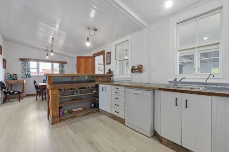 Photo of property in 17 Shakespeare Street, Te Aroha, 3320