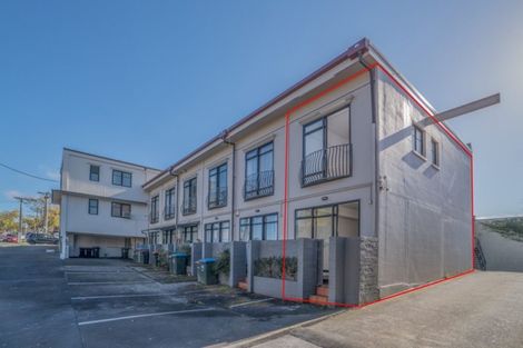 Photo of property in 66a Grey Street, Onehunga, Auckland, 1061