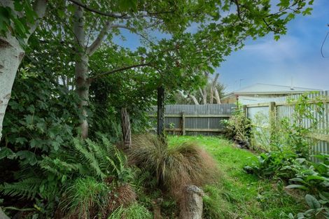 Photo of property in 8 Centre Street, Strathern, Invercargill, 9812
