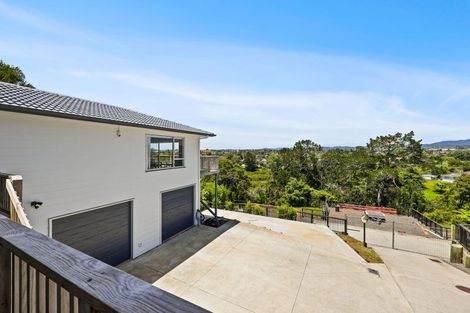 Photo of property in 54 Chorley Avenue, Massey, Auckland, 0614