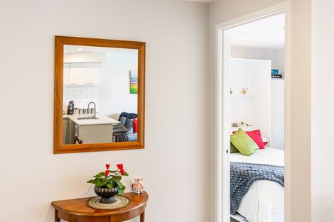 Photo of property in 104/25 Bute Road, Browns Bay, Auckland, 0630