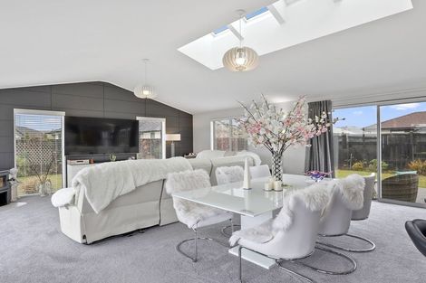 Photo of property in 11 Ben Lomond Drive, Mosgiel, 9024