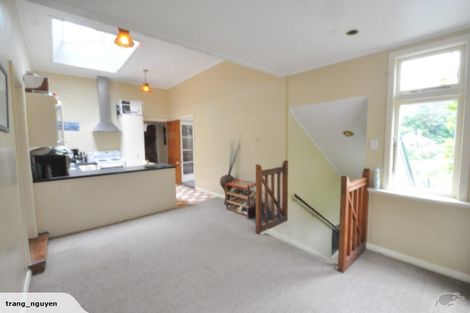 Photo of property in 140 Glenmore Street, Northland, Wellington, 6012