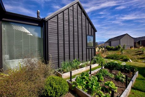 Photo of property in 7 Kotuku Lane, Jacks Point, Queenstown, 9371