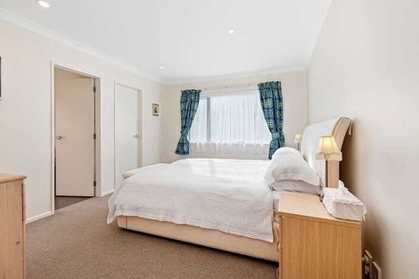 Photo of property in 72 Staithes Drive North, Whitby, Porirua, 5024