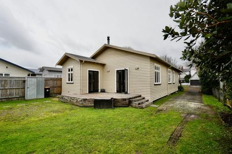 Photo of property in 27 Milverton Avenue, Hokowhitu, Palmerston North, 4410