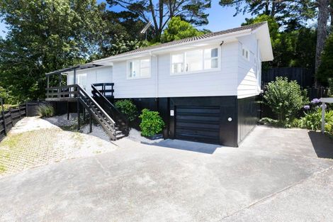 Photo of property in 1/3 Aralia Road, Sunnynook, Auckland, 0620