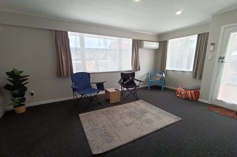 Photo of property in 3/11 Sutherland Avenue, Silverstream, Upper Hutt, 5019