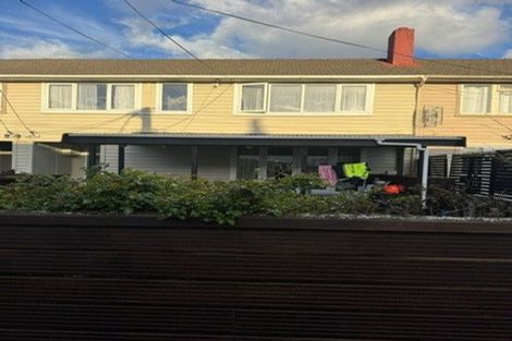 Photo of property in 106 Whites Line East, Waiwhetu, Lower Hutt, 5010