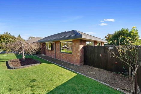 Photo of property in 28 Rifleman Lane, Paraparaumu Beach, Paraparaumu, 5032