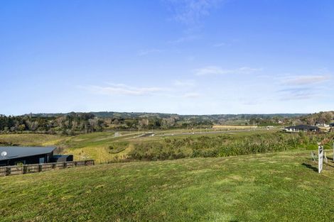 Photo of property in 16 Oyster Place, Omokoroa, 3114