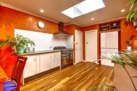 Photo of property in 33 Resthill Crescent, Glenview, Hamilton, 3206