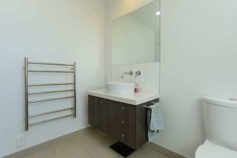 Photo of property in 9 Inglis Place, Mahora, Hastings, 4120