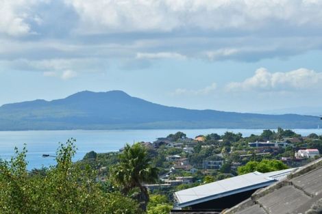 Photo of property in 1/42 Sunrise Avenue, Mairangi Bay, Auckland, 0630
