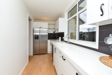 Photo of property in 29 Amokura Crescent, Flagstaff, Hamilton, 3210