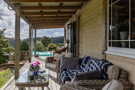 Photo of property in 1064 Pungaere Road, Waipapa, 0295