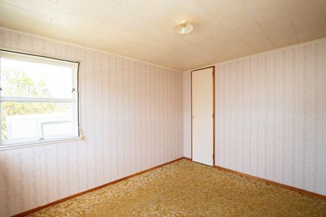 Photo of property in 17 Orchard East Road, Ngatea, 3503